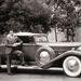 Clark Gable és a fennséges Packard Twin Six. Mintha manapság három, összeépített Veyronnal krúzolnánk. A 10 Oscar-díjat kapott Elfújta a szél Rhett Butlere a korabeli macsó.