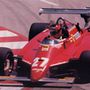 1982-ben a Ferrari kísérletezett dupla hátsó szárnnyal a Long Beach-i futamon. A 126C2-est itt Gilles Villeneuve terelgeti. Az autó nemcsak ezért különleges: a ground effect elvét felhasználó szoknyás versenyautók oldaldobozai alatt jókora diffúzorok rejtőztek. A konstrukciónak Villeneuve halálos baleseténél is jelentősége volt