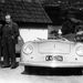 Ferry és Ferdinand Porsche az egyik első sportautójukkal a 356/1-gyel