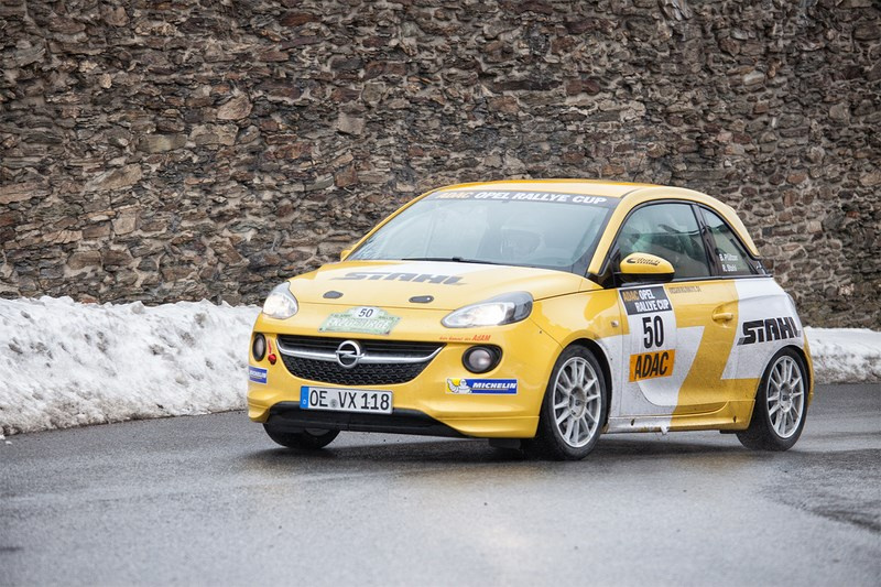 A német Opel Adam kupa első fordulója az Érchegység Ralin - Szervizpark