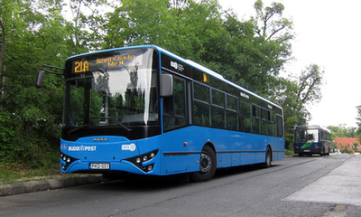 Napjaink Ikarusa a V127. Az újabb gyártású buszokról eltűnik az Ikarus logó 