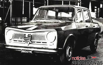 Ez lett a Renault R8-as 1962-ben. Ugye, hogy ugyanolyan?