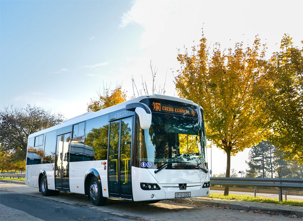 A húsz éves gyártó, a lengyel Solaris, elektromos busza a 2017-es év autóbusza lett. Magyar gyártású busz vajon mikor kapja meg ezt az elismerést?