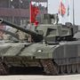 A legmodernebb T14 Armata tank bemutatón, már gyárilag van rajta hátul RPG-rács. Egyenlőre nem tudunk róla, hogy érkezett belőle Ukrajnába