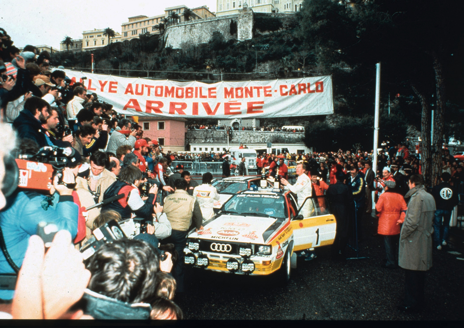 Újra a csúcson: 1988-ban már nagyméretű, V8-as motorral hajtott modellt is piacra dobott az Audi. Mint a régi szép időkben...