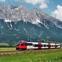 A Bombardier Talent motorvonatok nem jöttek be az osztrák vasútnak. Végül az ÖBB által, műszaki problémák miatt, át nem vett motorvonatok közül a MÁV tíz darabot vásárolt 2007-ben. Azonban a MÁV-nak sem volt szerencséje a típussal