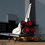 Az Endeavour űrsiklót tolják a VAB-ba