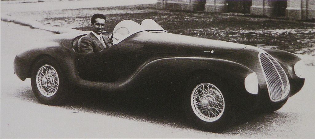 Enzo már egy korai Alfa volánjánál