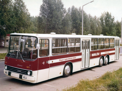 A budapesti hetesen közlekedett 1988-ban, néhány hétig a leghosszabb hazai gyártású autóbusz, a 22,5 méter hosszú 293-as 