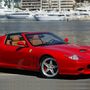 Ferrari Superamerica 2005-ből. Valójában az 575M Maranello kabrió kivitele, természetesen V12-es motorral