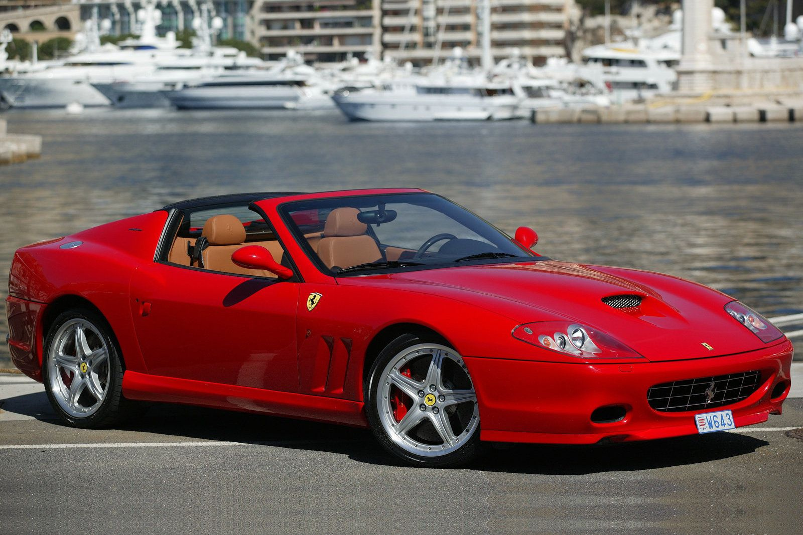 Két éve olyan hibridet is árul a Ferrari, amely csak elektromosan is képes haladni. Ez az SF90 Stradale