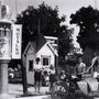 Motalko felirat hirdeti a benzin és etanol keverékéből álló üzemanyagot a háború előtti benzinkúton 