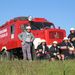 A Vértesboglári Önkéntes Tűzoltóegylet törzsgárdája és a vadonatúj, 44 éves Magirus-Deutz