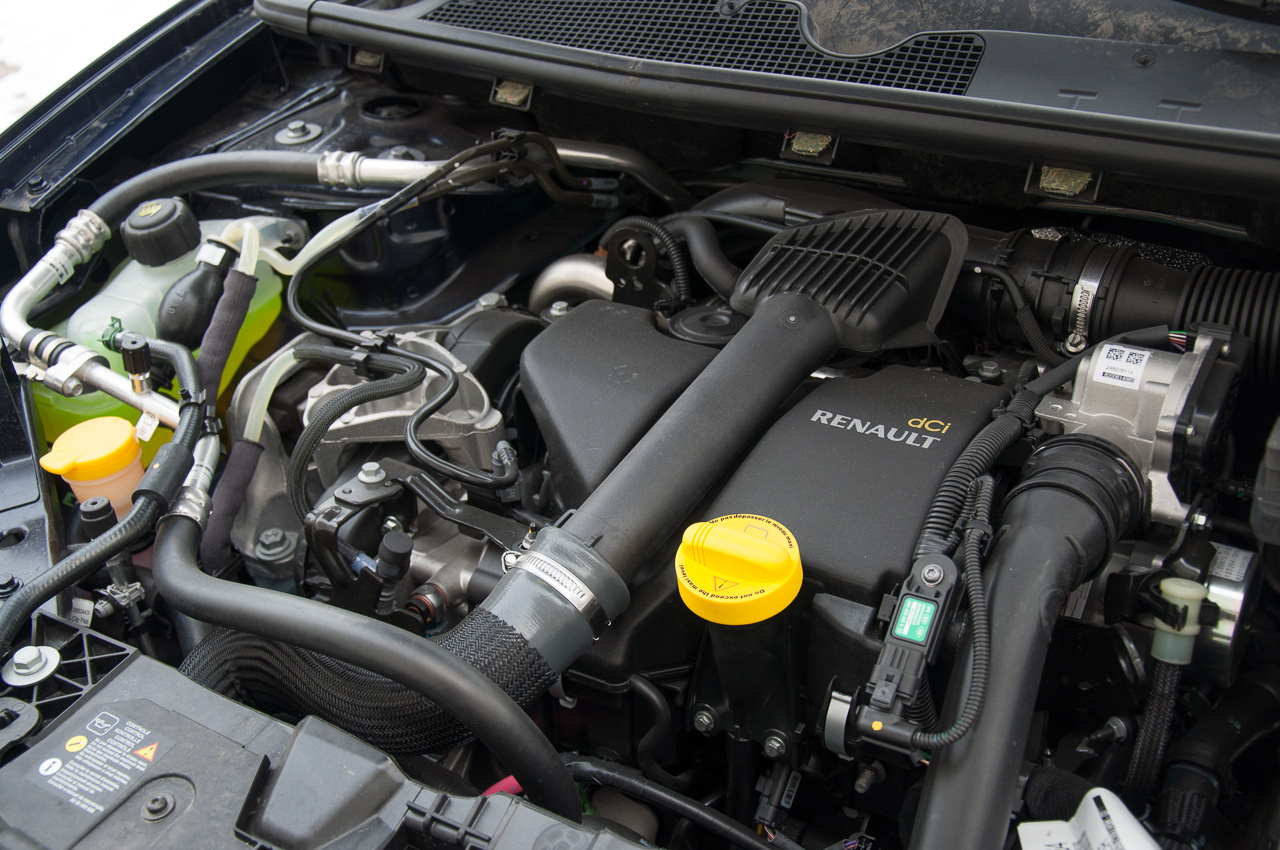 V6-os Clio hangot minden Renault-ba!