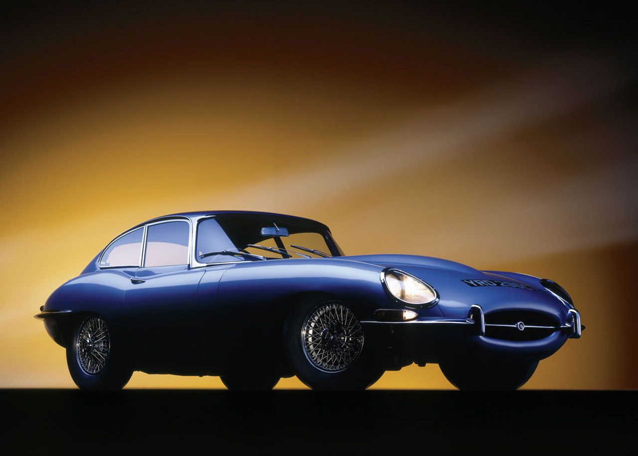 Veterán-Bugatti álmokat szőni csak milliárdosoknak szabad